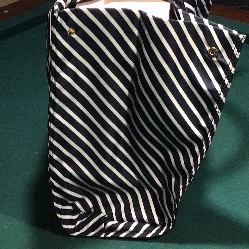Tory Burch Hand Bag - Picture 14 of 14